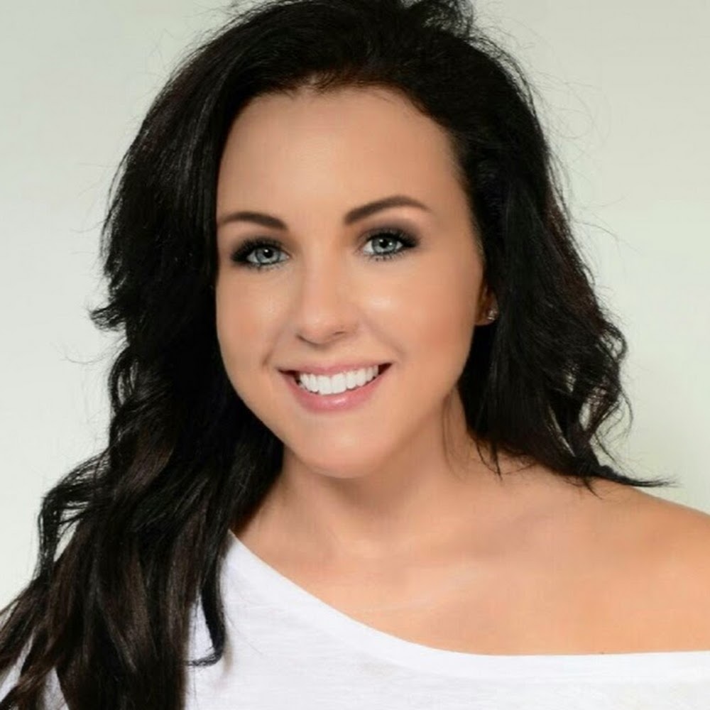 Meet your Posher, Ashley lauren